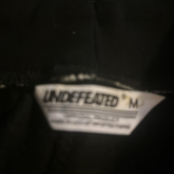 NWOT Men’s Undefeated  logo Sweatpants size M - Picture 6 of 9
